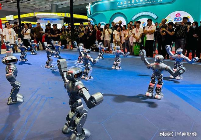 AI应用爆款频出 这些大厂做起了“玩具”(图4)