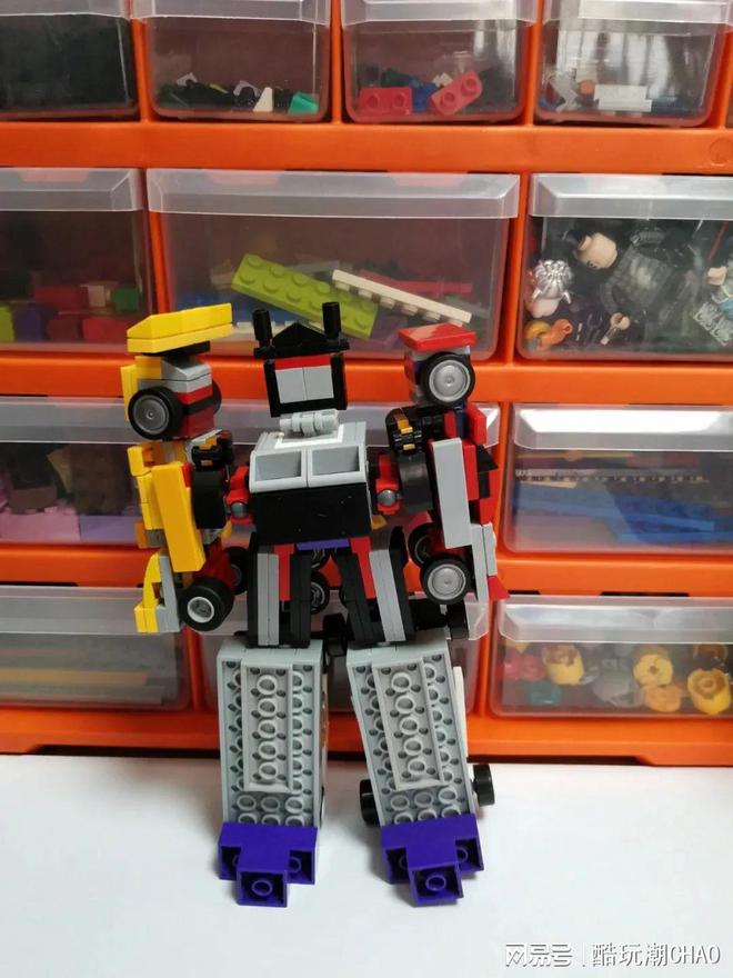 狂派最强合体！飞天虎的暴力美学与乐高MOC的极致演绎(图18)