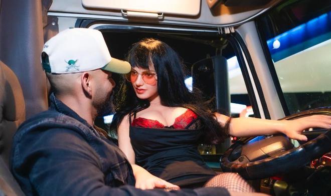 AI情趣娃娃爆火有温度、会调情5万就能定制女性用户却很少(图12)