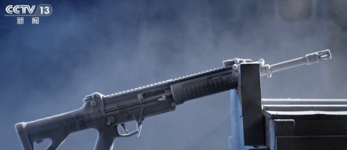 九三阅兵看点央视解码“枪界变形金刚”191式步枪战力(图1)