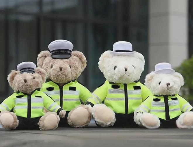 警界顶流Labu sir今日空降！(图4)