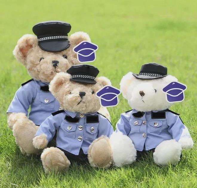 警界顶流Labu sir今日空降！(图1)