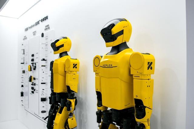 走进开普勒机器人:看“大黄蜂”如何破解工业级搬运难题(图3)