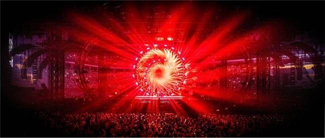 王源客厅狂欢跨年演唱会圆满落幕以震撼舞美诠释“源式美学”(图3)